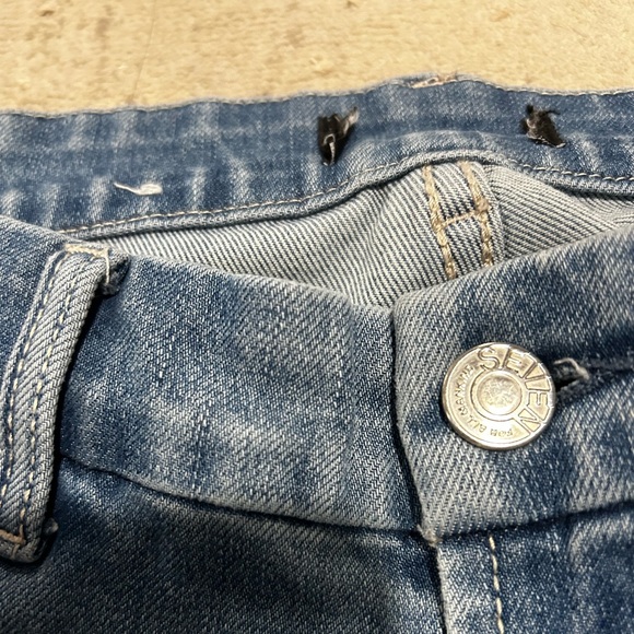 7 Jeans - Kimmie Straight - 29 - Picture 3 of 5